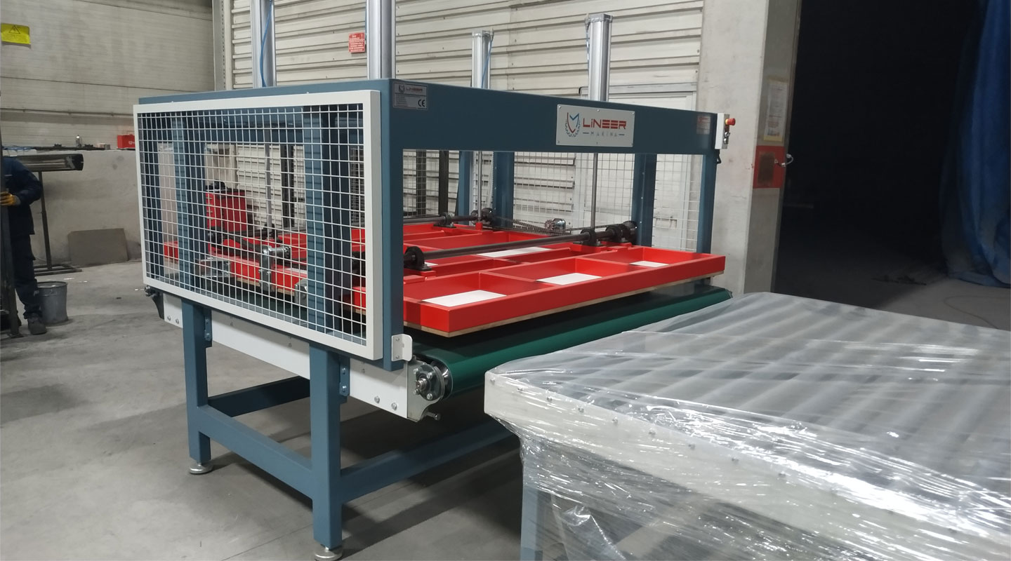 Pneumatic-Press-Conveyor-2